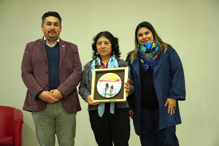 Avances en derechos de las mujeres mapuche fueron abordados en simposio en la Universidad de La Frontera